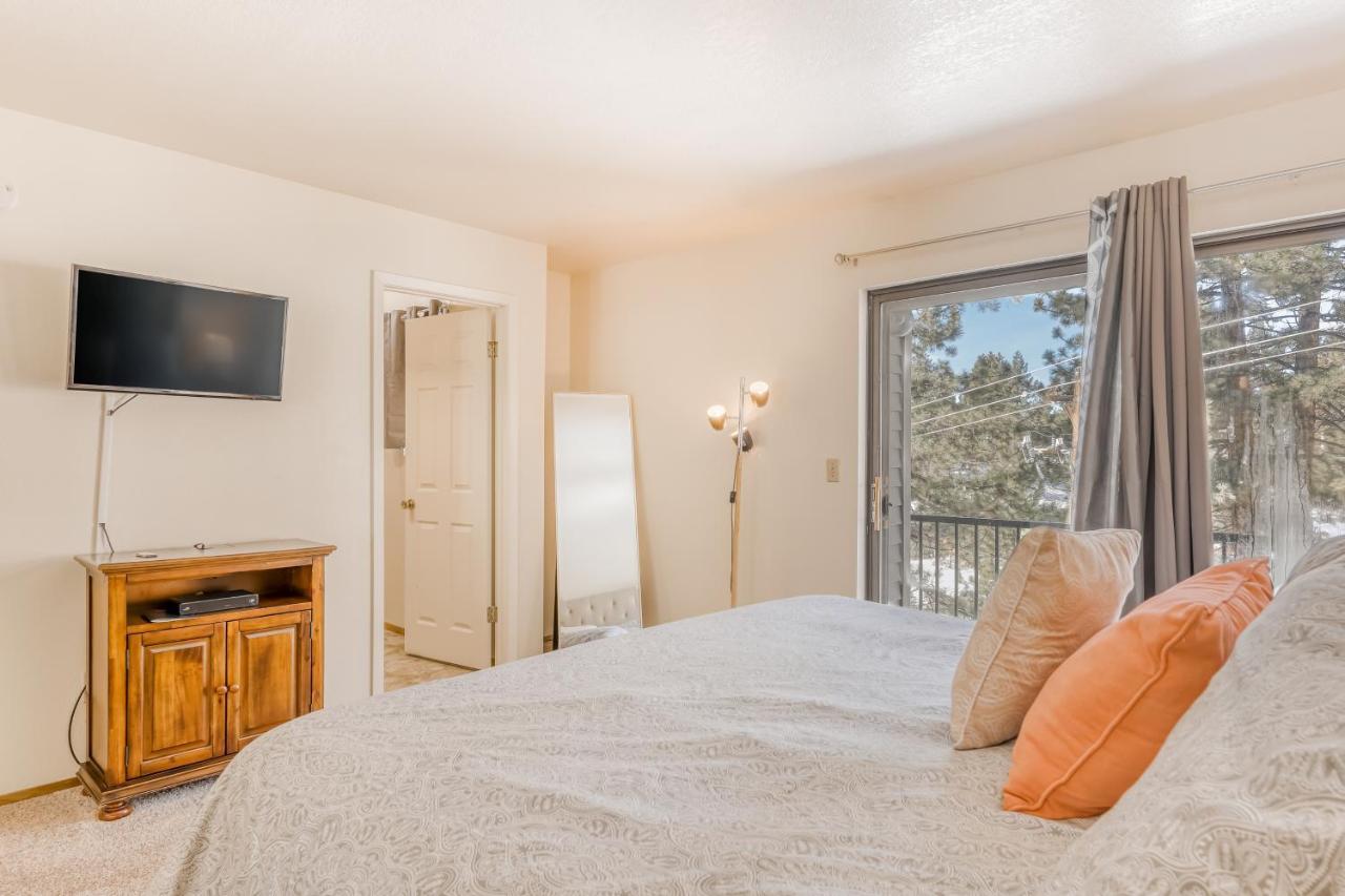 South Star Pines Retreat Stateline